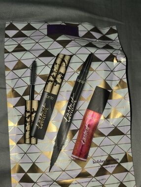 tarte Lip Gloss & Mascara Set — Pink and Gold Accents